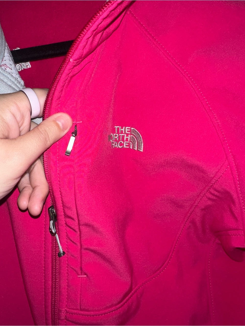 The North Face Women's XL Hot Pink Softshell Utility Jacket - Picture 11 of 16